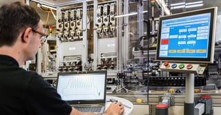 Massgeschneiderte Automatisierung für kundenspezifische Spulenherstellung