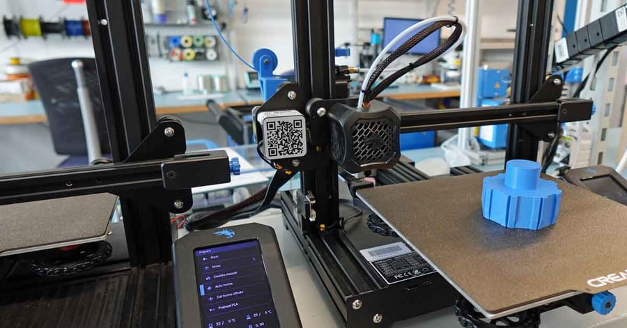 In diesem Blog befassen wir uns mit den verschiedenen Arten von 3D-Drucktechnologien, die beim Prototyping von elektrischen Spulen eingesetzt werden, mit den verwendeten Materialien und den gängigen Anwendungen. Wir werden auch untersuchen, was die Zukunft für den 3D-Druck beim Prototyping von Spulen bereithält, von der zunehmenden Verbreitung preiswerter 3D-Drucker bis hin zu Fortschritten in der Materialwissenschaft.