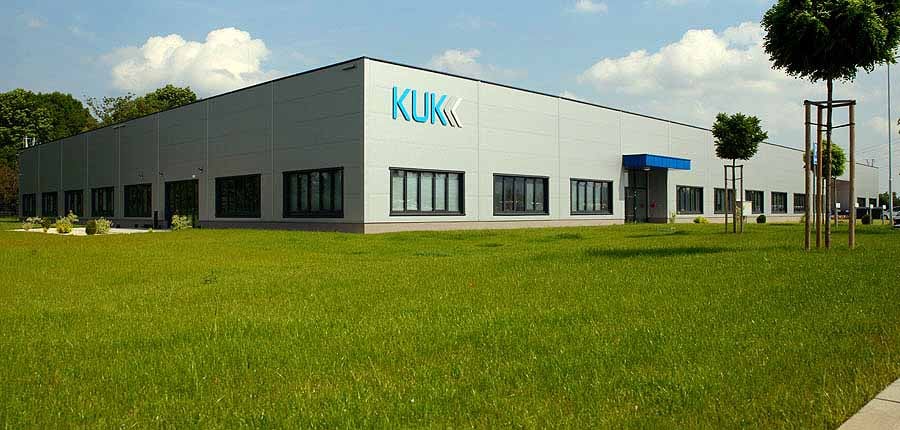 KUK Slovakia. KUK Group zählt zu den führenden Herstellern von kundenspezifischen Wickelgütern und Elektronik weltweit.